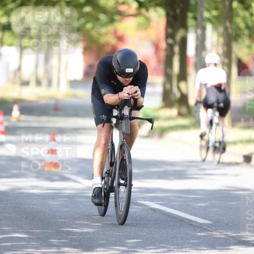 11.08.2024 - GEWOBA Citytriathlon Bremen H.Heesch http://msf.ph/oto/6799434 11.08.2024 11:56:50 Laufen  meine-sportfotos.de