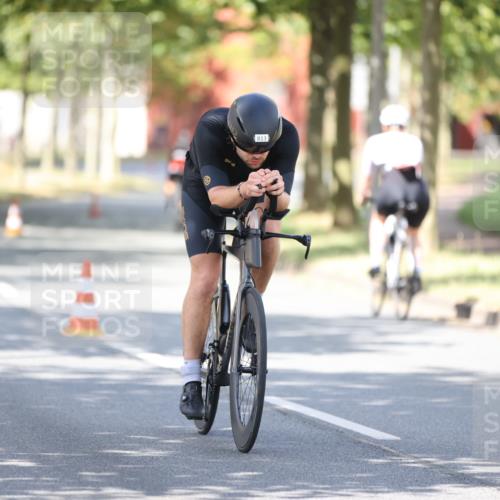 11.08.2024 - GEWOBA Citytriathlon Bremen H.Heesch http://msf.ph/oto/6799436 11.08.2024 11:56:50 Laufen  meine-sportfotos.de
