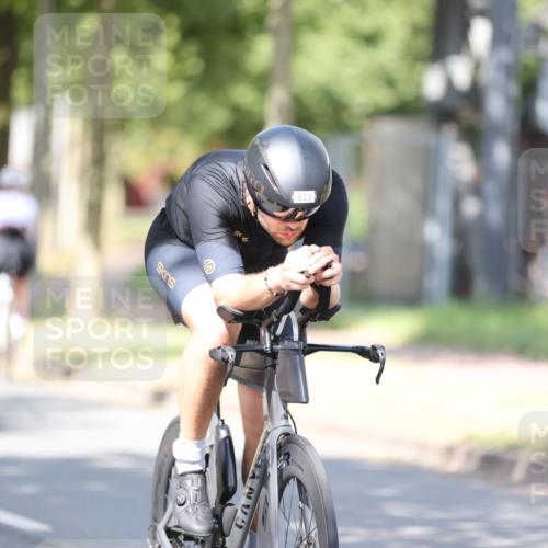 11.08.2024 - GEWOBA Citytriathlon Bremen H.Heesch http://msf.ph/oto/6799455 11.08.2024 11:56:51 Laufen  meine-sportfotos.de