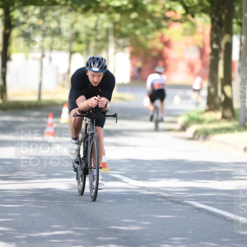 11.08.2024 - GEWOBA Citytriathlon Bremen H.Heesch http://msf.ph/oto/6799474 11.08.2024 11:56:54 Laufen  meine-sportfotos.de