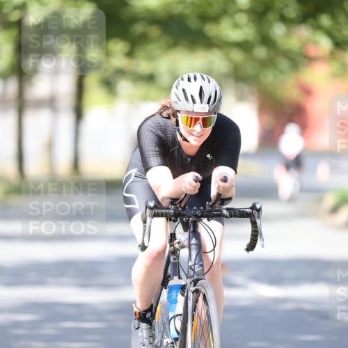 11.08.2024 - GEWOBA Citytriathlon Bremen H.Heesch http://msf.ph/oto/6799496 11.08.2024 11:56:55 Laufen  meine-sportfotos.de