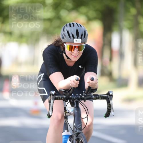 11.08.2024 - GEWOBA Citytriathlon Bremen H.Heesch http://msf.ph/oto/6799508 11.08.2024 11:56:56 Laufen  meine-sportfotos.de