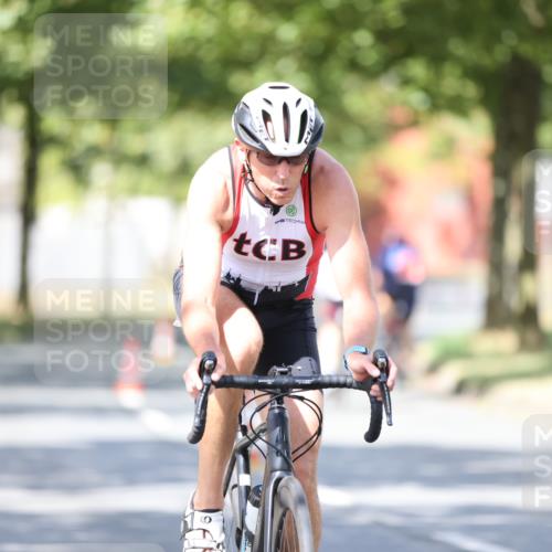 11.08.2024 - GEWOBA Citytriathlon Bremen H.Heesch http://msf.ph/oto/6799552 11.08.2024 11:57:02 Laufen  meine-sportfotos.de