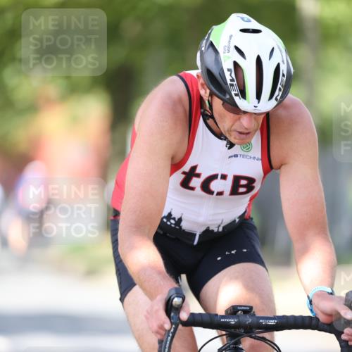 11.08.2024 - GEWOBA Citytriathlon Bremen H.Heesch http://msf.ph/oto/6799570 11.08.2024 11:57:02 Laufen  meine-sportfotos.de