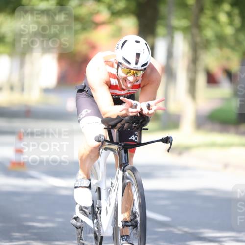 11.08.2024 - GEWOBA Citytriathlon Bremen H.Heesch http://msf.ph/oto/6799680 11.08.2024 11:57:30 Laufen  meine-sportfotos.de