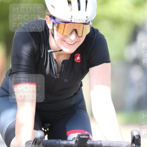 11.08.2024 - GEWOBA Citytriathlon Bremen H.Heesch http://msf.ph/oto/6799740 11.08.2024 11:57:34 Laufen  meine-sportfotos.de
