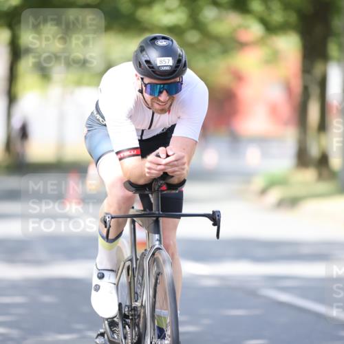 11.08.2024 - GEWOBA Citytriathlon Bremen H.Heesch http://msf.ph/oto/6799782 11.08.2024 11:57:46 Laufen  meine-sportfotos.de