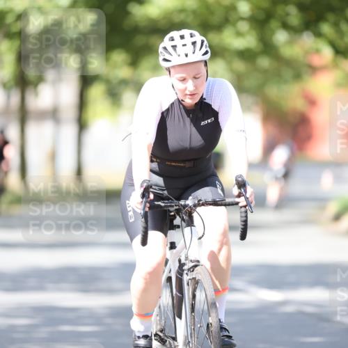 11.08.2024 - GEWOBA Citytriathlon Bremen H.Heesch http://msf.ph/oto/6799845 11.08.2024 11:57:55 Laufen  meine-sportfotos.de