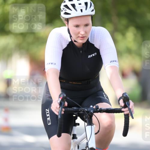 11.08.2024 - GEWOBA Citytriathlon Bremen H.Heesch http://msf.ph/oto/6799867 11.08.2024 11:57:55 Laufen  meine-sportfotos.de