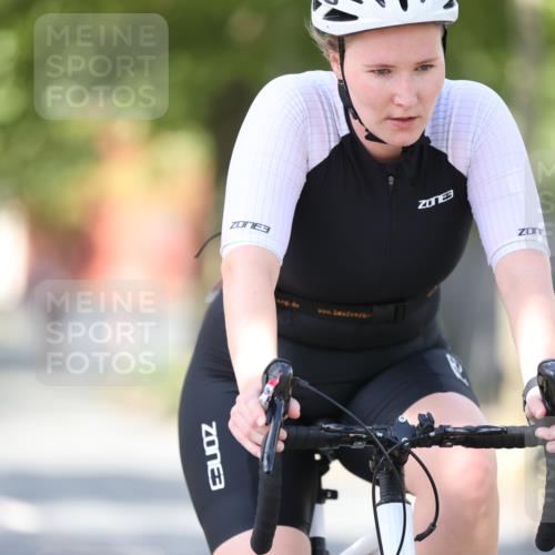 11.08.2024 - GEWOBA Citytriathlon Bremen H.Heesch http://msf.ph/oto/6799872 11.08.2024 11:57:56 Laufen  meine-sportfotos.de