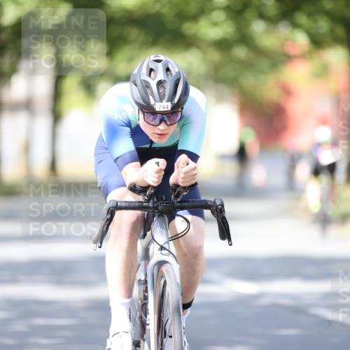 11.08.2024 - GEWOBA Citytriathlon Bremen H.Heesch http://msf.ph/oto/6799892 11.08.2024 11:57:58 Laufen  meine-sportfotos.de