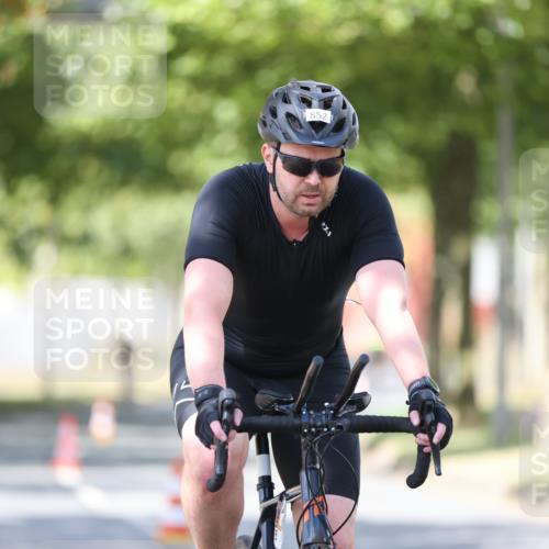 11.08.2024 - GEWOBA Citytriathlon Bremen H.Heesch http://msf.ph/oto/6799935 11.08.2024 11:58:01 Laufen  meine-sportfotos.de