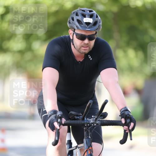 11.08.2024 - GEWOBA Citytriathlon Bremen H.Heesch http://msf.ph/oto/6799942 11.08.2024 11:58:01 Laufen  meine-sportfotos.de