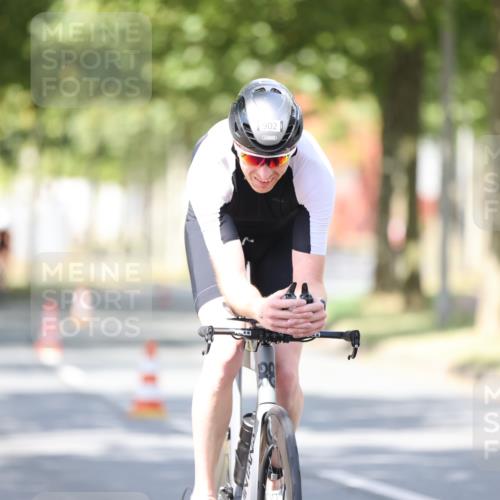 11.08.2024 - GEWOBA Citytriathlon Bremen H.Heesch http://msf.ph/oto/6799973 11.08.2024 11:58:06 Laufen  meine-sportfotos.de