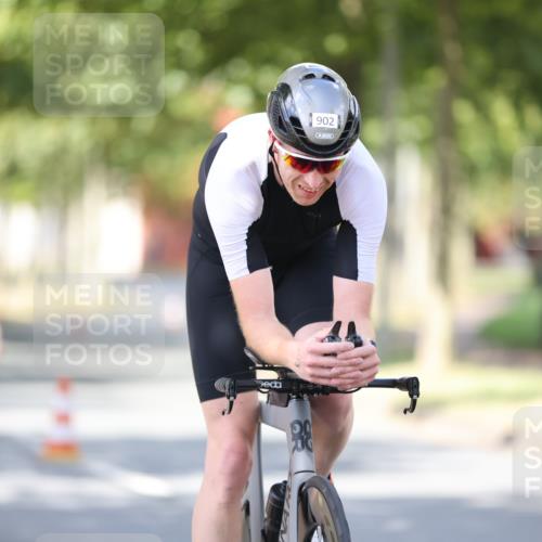 11.08.2024 - GEWOBA Citytriathlon Bremen H.Heesch http://msf.ph/oto/6799979 11.08.2024 11:58:06 Laufen  meine-sportfotos.de