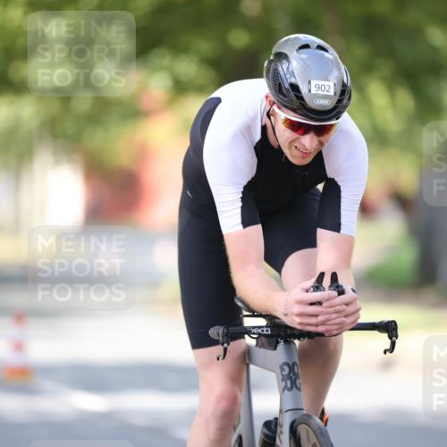 11.08.2024 - GEWOBA Citytriathlon Bremen H.Heesch http://msf.ph/oto/6799983 11.08.2024 11:58:06 Laufen  meine-sportfotos.de