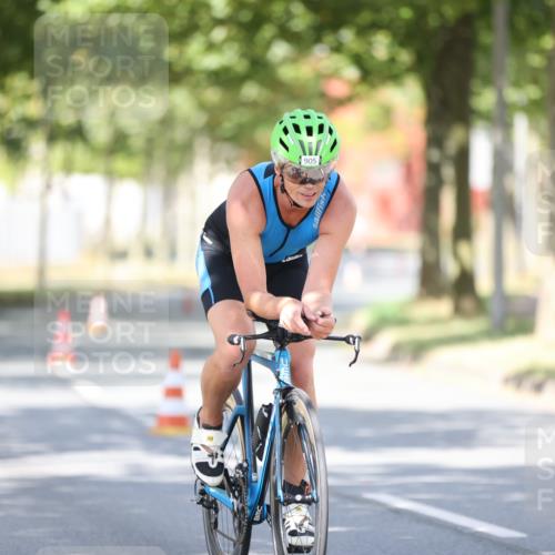 11.08.2024 - GEWOBA Citytriathlon Bremen H.Heesch http://msf.ph/oto/6799995 11.08.2024 11:58:08 Laufen  meine-sportfotos.de