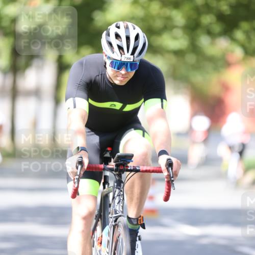 11.08.2024 - GEWOBA Citytriathlon Bremen H.Heesch http://msf.ph/oto/6800081 11.08.2024 11:58:38 Laufen  meine-sportfotos.de