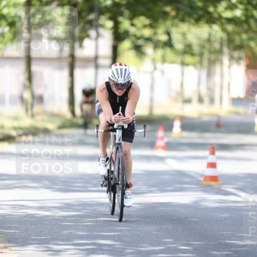 11.08.2024 - GEWOBA Citytriathlon Bremen H.Heesch http://msf.ph/oto/6800110 11.08.2024 11:58:40 Laufen  meine-sportfotos.de