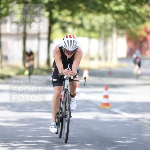 11.08.2024 - GEWOBA Citytriathlon Bremen H.Heesch http://msf.ph/oto/6800122 11.08.2024 11:58:40 Laufen  meine-sportfotos.de