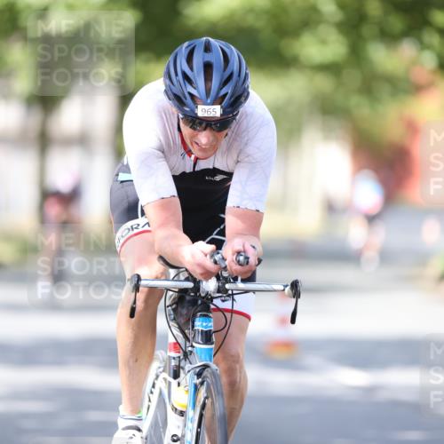 11.08.2024 - GEWOBA Citytriathlon Bremen H.Heesch http://msf.ph/oto/6800227 11.08.2024 11:59:09 Laufen  meine-sportfotos.de