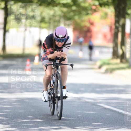 11.08.2024 - GEWOBA Citytriathlon Bremen H.Heesch http://msf.ph/oto/6800257 11.08.2024 11:59:12 Laufen  meine-sportfotos.de