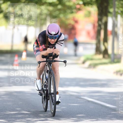11.08.2024 - GEWOBA Citytriathlon Bremen H.Heesch http://msf.ph/oto/6800260 11.08.2024 11:59:12 Laufen  meine-sportfotos.de