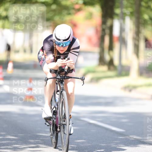 11.08.2024 - GEWOBA Citytriathlon Bremen H.Heesch http://msf.ph/oto/6800269 11.08.2024 11:59:12 Laufen  meine-sportfotos.de