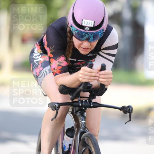 11.08.2024 - GEWOBA Citytriathlon Bremen H.Heesch http://msf.ph/oto/6800297 11.08.2024 11:59:13 Laufen  meine-sportfotos.de