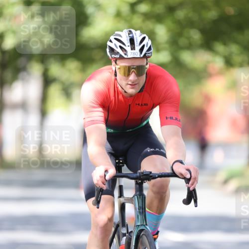 11.08.2024 - GEWOBA Citytriathlon Bremen H.Heesch http://msf.ph/oto/6800441 11.08.2024 11:59:26 Laufen  meine-sportfotos.de