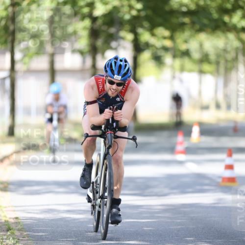 11.08.2024 - GEWOBA Citytriathlon Bremen H.Heesch http://msf.ph/oto/6800454 11.08.2024 11:59:28 Laufen  meine-sportfotos.de