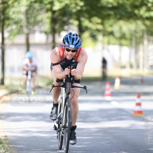 11.08.2024 - GEWOBA Citytriathlon Bremen H.Heesch http://msf.ph/oto/6800458 11.08.2024 11:59:29 Laufen  meine-sportfotos.de