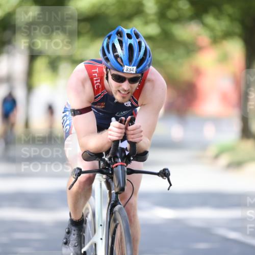 11.08.2024 - GEWOBA Citytriathlon Bremen H.Heesch http://msf.ph/oto/6800482 11.08.2024 11:59:29 Laufen  meine-sportfotos.de