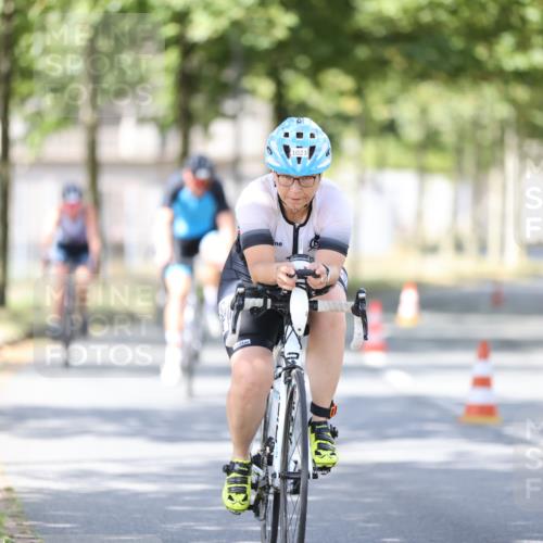 11.08.2024 - GEWOBA Citytriathlon Bremen H.Heesch http://msf.ph/oto/6800500 11.08.2024 11:59:31 Laufen  meine-sportfotos.de