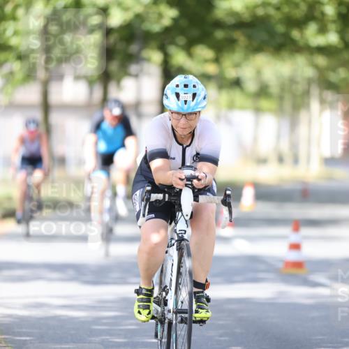 11.08.2024 - GEWOBA Citytriathlon Bremen H.Heesch http://msf.ph/oto/6800502 11.08.2024 11:59:31 Laufen  meine-sportfotos.de