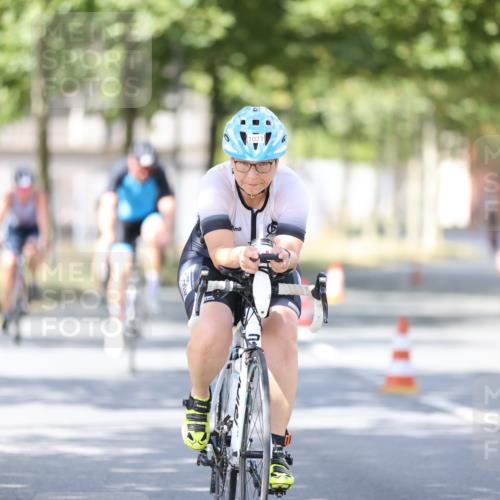 11.08.2024 - GEWOBA Citytriathlon Bremen H.Heesch http://msf.ph/oto/6800504 11.08.2024 11:59:31 Laufen  meine-sportfotos.de
