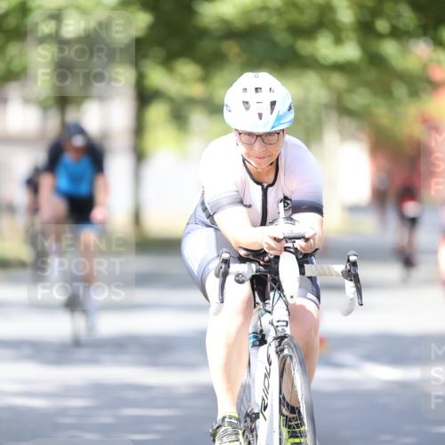 11.08.2024 - GEWOBA Citytriathlon Bremen H.Heesch http://msf.ph/oto/6800516 11.08.2024 11:59:32 Laufen  meine-sportfotos.de