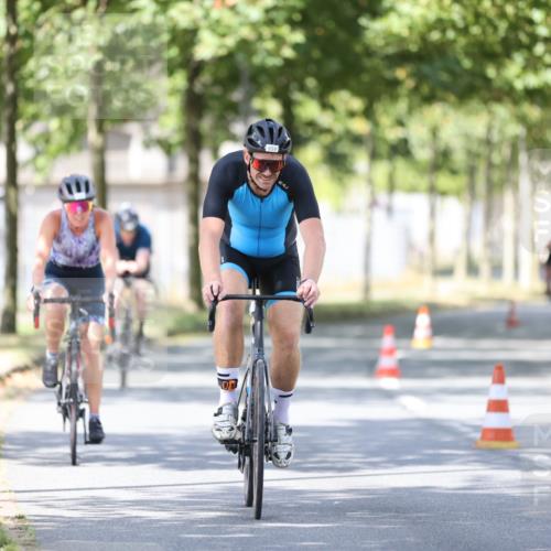 11.08.2024 - GEWOBA Citytriathlon Bremen H.Heesch http://msf.ph/oto/6800518 11.08.2024 11:59:33 Laufen  meine-sportfotos.de