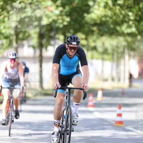 11.08.2024 - GEWOBA Citytriathlon Bremen H.Heesch http://msf.ph/oto/6800531 11.08.2024 11:59:33 Laufen  meine-sportfotos.de