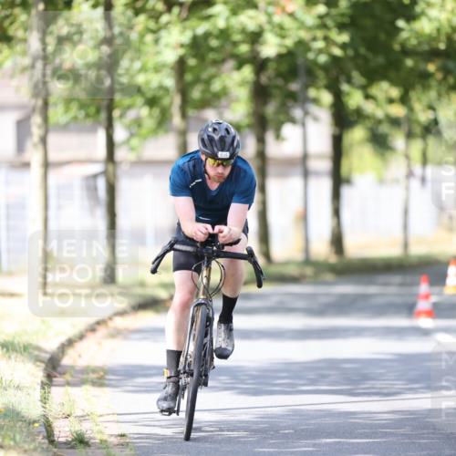 11.08.2024 - GEWOBA Citytriathlon Bremen H.Heesch http://msf.ph/oto/6800566 11.08.2024 11:59:35 Laufen  meine-sportfotos.de