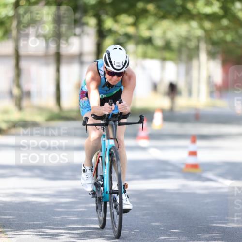 11.08.2024 - GEWOBA Citytriathlon Bremen H.Heesch http://msf.ph/oto/6800658 11.08.2024 12:00:00 Laufen  meine-sportfotos.de