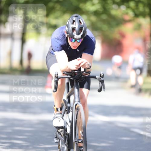 11.08.2024 - GEWOBA Citytriathlon Bremen H.Heesch http://msf.ph/oto/6800745 11.08.2024 12:00:08 Laufen  meine-sportfotos.de