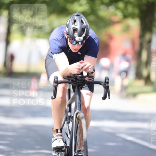 11.08.2024 - GEWOBA Citytriathlon Bremen H.Heesch http://msf.ph/oto/6800749 11.08.2024 12:00:08 Laufen  meine-sportfotos.de