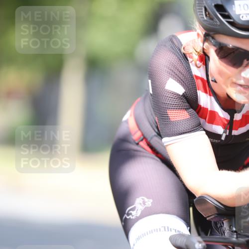 11.08.2024 - GEWOBA Citytriathlon Bremen H.Heesch http://msf.ph/oto/6800849 11.08.2024 12:00:17 Laufen  meine-sportfotos.de