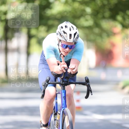 11.08.2024 - GEWOBA Citytriathlon Bremen H.Heesch http://msf.ph/oto/6800932 11.08.2024 12:00:36 Laufen  meine-sportfotos.de