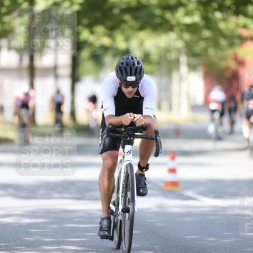 11.08.2024 - GEWOBA Citytriathlon Bremen H.Heesch http://msf.ph/oto/6801040 11.08.2024 12:00:49 Laufen  meine-sportfotos.de