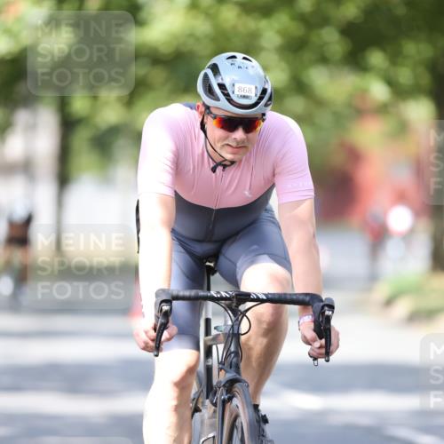 11.08.2024 - GEWOBA Citytriathlon Bremen H.Heesch http://msf.ph/oto/6801089 11.08.2024 12:00:53 Laufen  meine-sportfotos.de