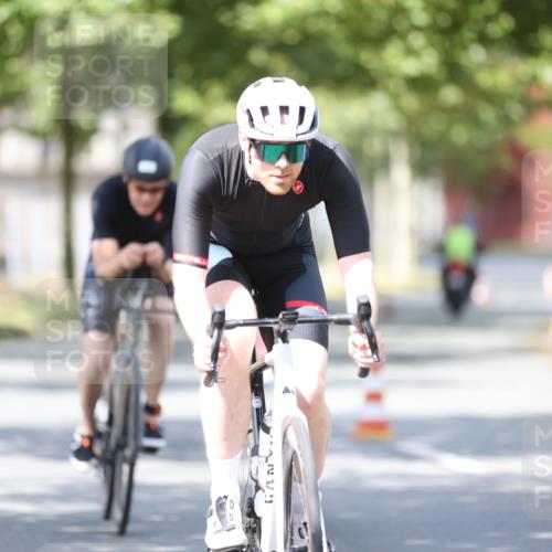 11.08.2024 - GEWOBA Citytriathlon Bremen H.Heesch http://msf.ph/oto/6801109 11.08.2024 12:00:55 Laufen  meine-sportfotos.de