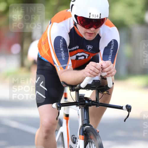 11.08.2024 - GEWOBA Citytriathlon Bremen H.Heesch http://msf.ph/oto/6801213 11.08.2024 12:01:01 Laufen  meine-sportfotos.de