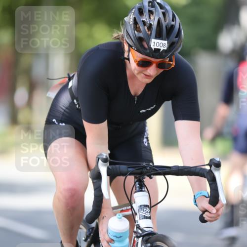 11.08.2024 - GEWOBA Citytriathlon Bremen H.Heesch http://msf.ph/oto/6801243 11.08.2024 12:01:11 Laufen  meine-sportfotos.de